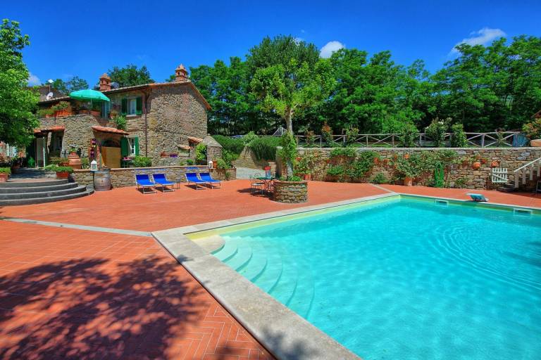 Child-friendly nice villa with private pool, yard & patio | Pets are welcome — photo 5