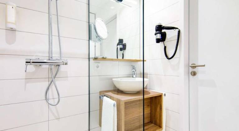 Elaya hotel goeppingen, Trademark Collection by Wyndham — photo 2