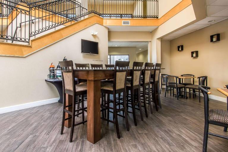 Quality Suites New Iberia — photo 4