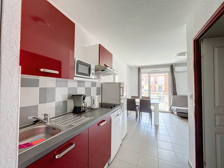 Spacious T3 Apartment with Pool, Terrace, and A/C, Near Beach in Argelès-sur-Mer — photo 3