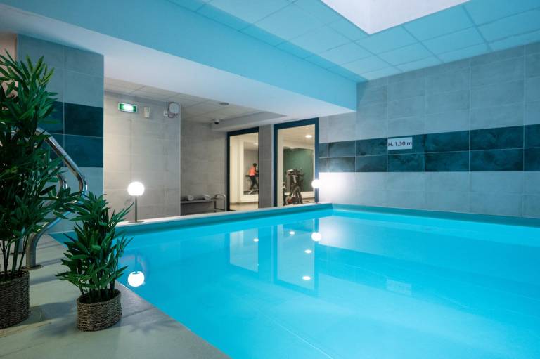 Serviced apartment with pool — photo 3