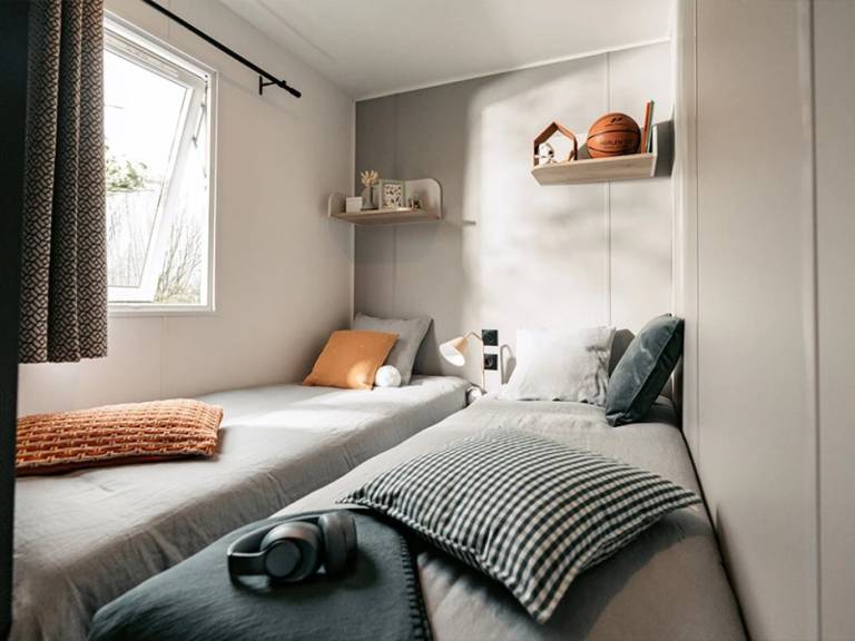Camping suite with 2 rooms for 4 persons — photo 4