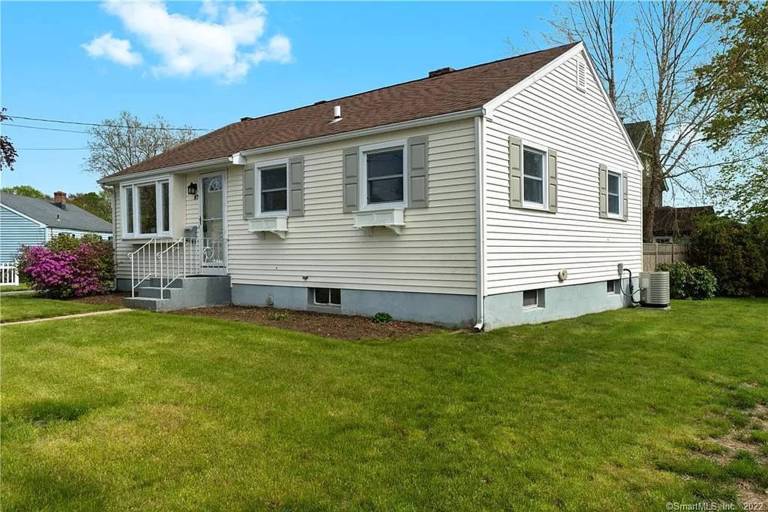 House Stonington
