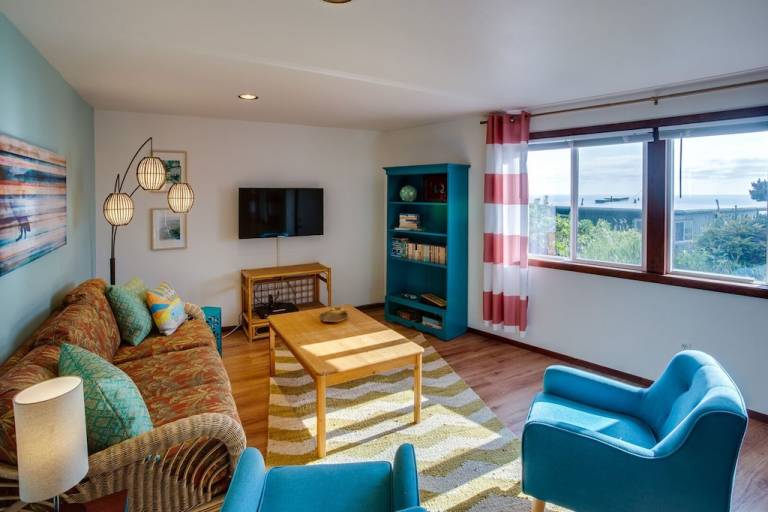 Condo Newport
