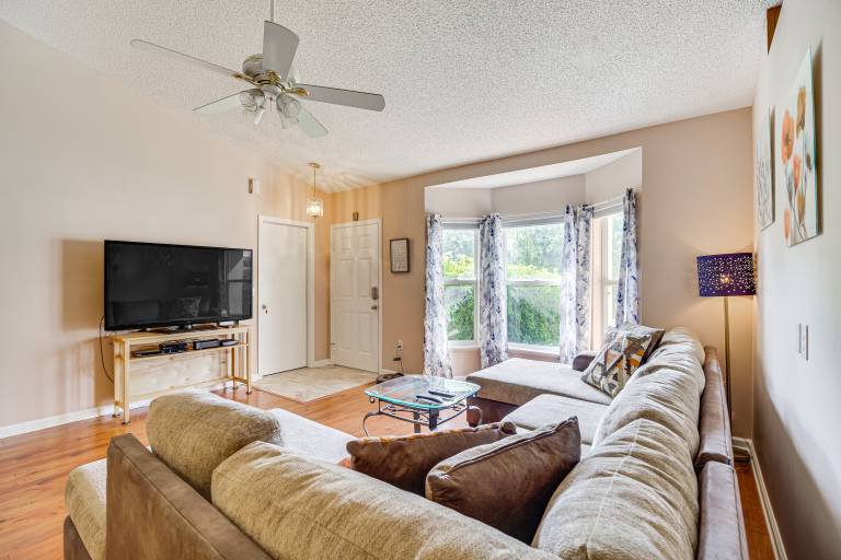 Pool & Fire Pit: Family-Friendly Palm Bay Home! — photo 4