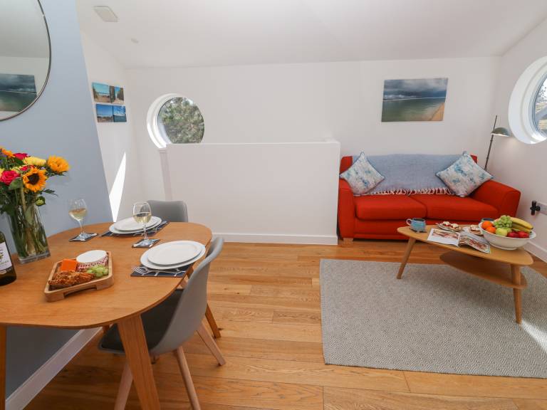 Cottage with pool, garden & sauna | Beach view — photo 4