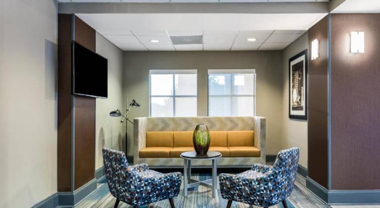 Holiday Inn Express Hotel & Suites Grenada By IHG — photo 2