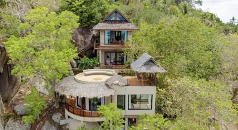 House with pool in Koh Samui