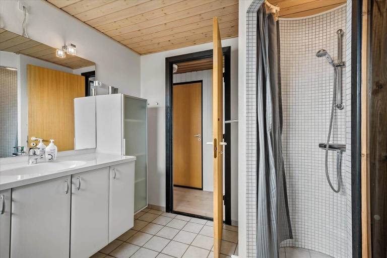 House with patio, sauna & grill | Pets allowed — photo 4