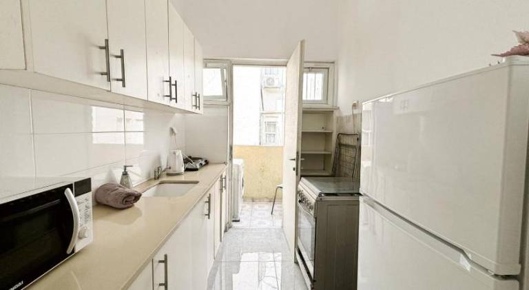 Apartment | Next to Carmel Market — photo 2