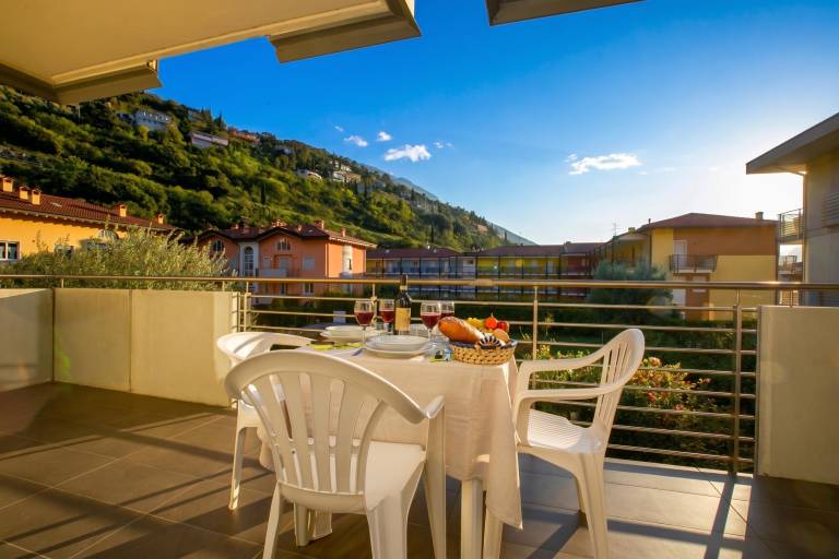 Ferienwohnung mit Hund inTurbel, Nago-Torbole Gardasee f&uuml;r max. 4 Personen