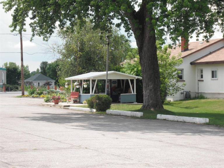 Bluewater Motel — photo 5