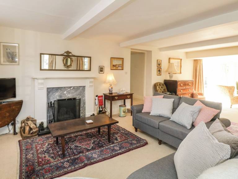 Cottage Grange-Over-Sands