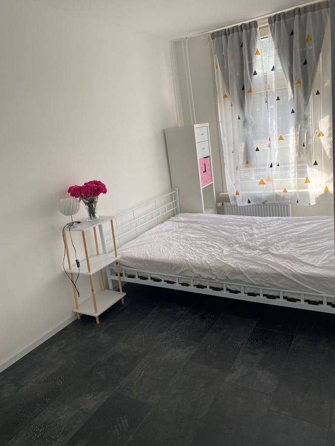120 m&sup2; Privatzimmer