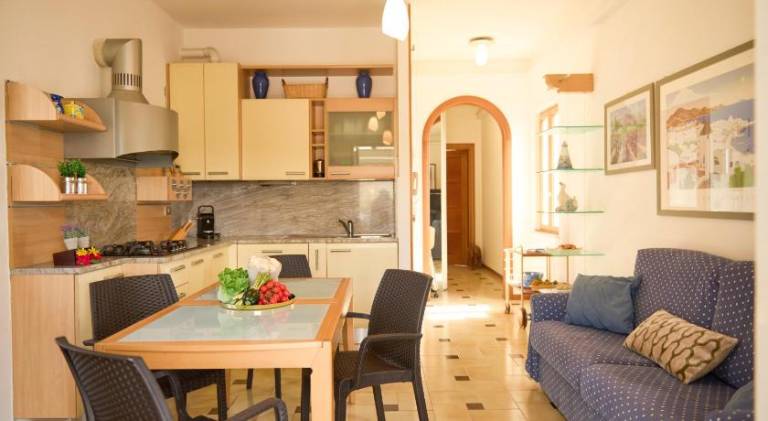 Rental apartment with 1 room for 4 persons — photo 4