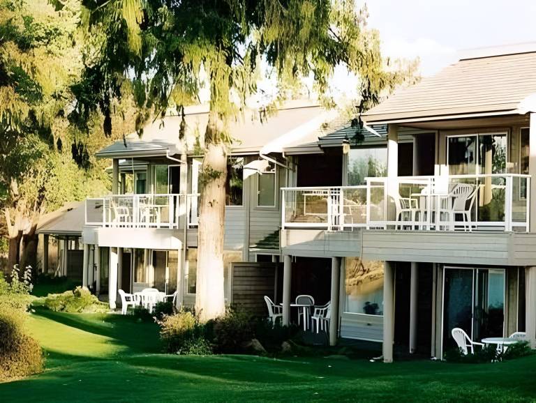 Pacific Shores Resort and Spa in Nanaimo, BC