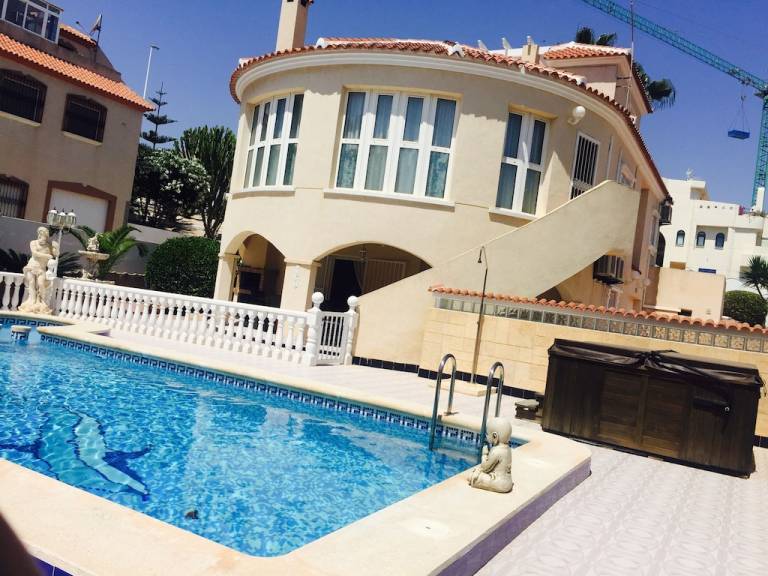 Villa  La Zenia