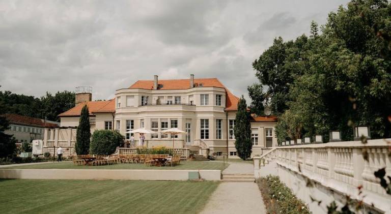 Serviced apartment with garden & patio in Potsdam