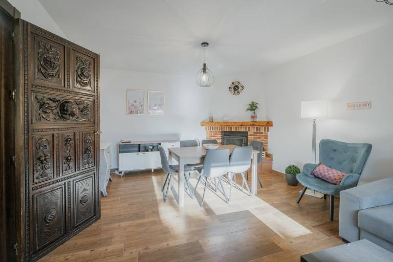 Vacation home with barbeque, fast internet & terrace | City view | Good for workation in León