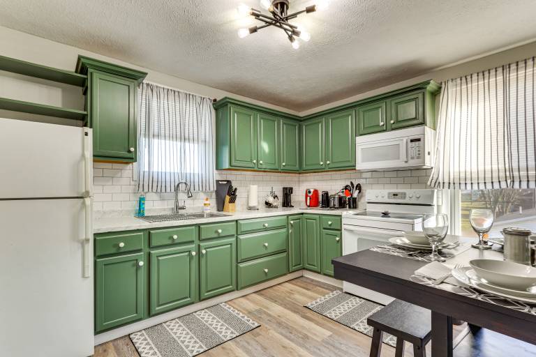 Close to Camden Clark: Central Parkersburg Condo — photo 2