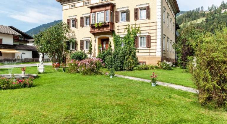 Apartment with 2 rooms for 6 persons in Uderns