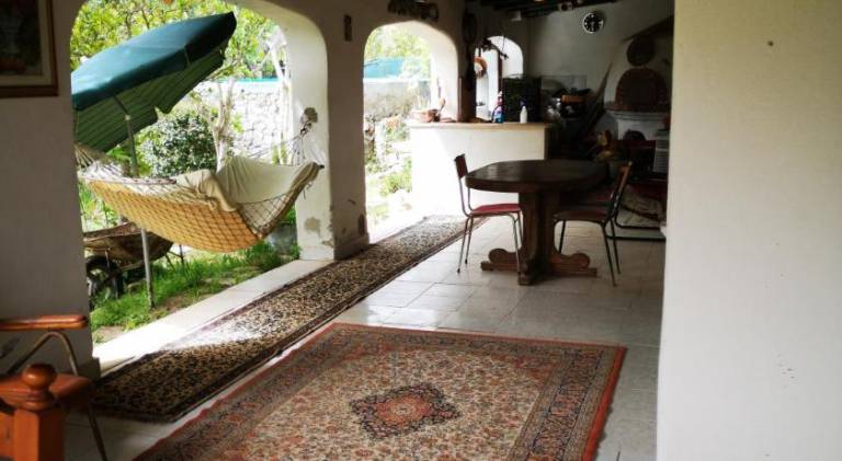 Vacation home with terrace, yard & BBQ — photo 5