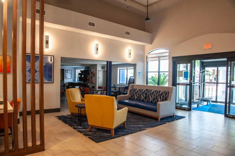 Holiday Inn Express Tucson-Airport By IHG — photo 4