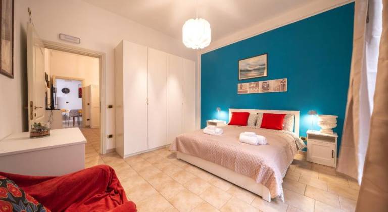 Holiday apartment with 2 rooms for 4 persons — photo 2