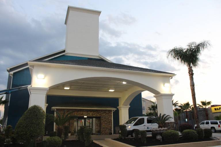 Wingate by Wyndham Humble Houston Intercontinental Airport in Humble, TX