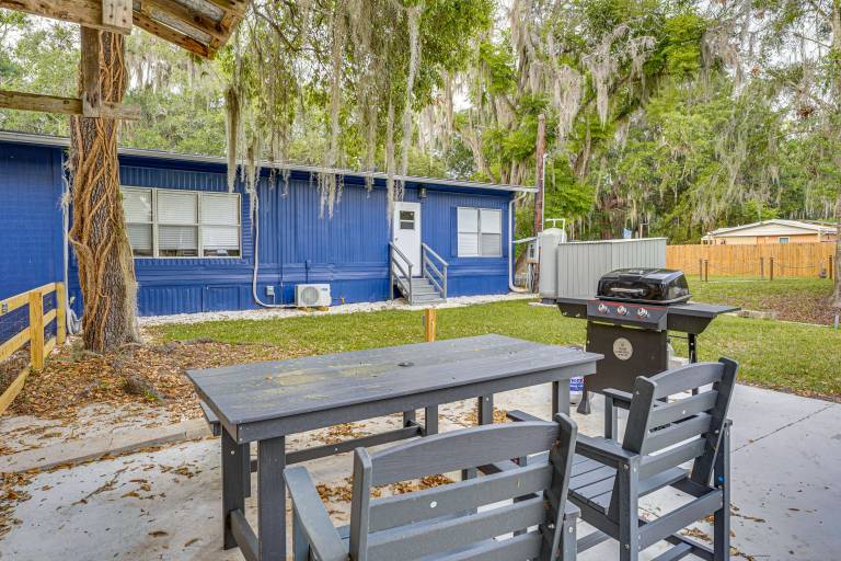 Bass Fishing Haven! Waterfront Hawthorne Home in Alachua, FL
