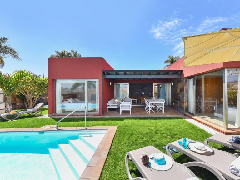 House with grill, garden & patio | Mountain view in San Bartolomé de Tirajana