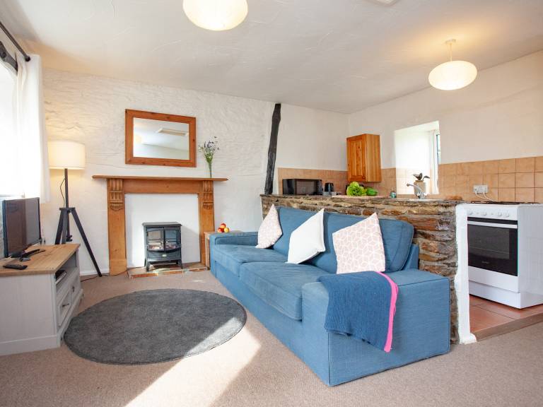 Cottage with yard in Looe