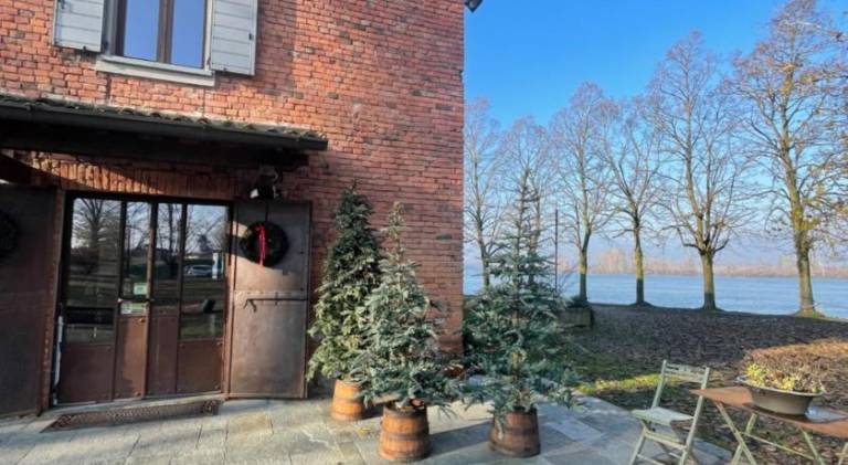 Beautiful farm with yard & terrace | Pets are welcome in Monticelli d'Ongina