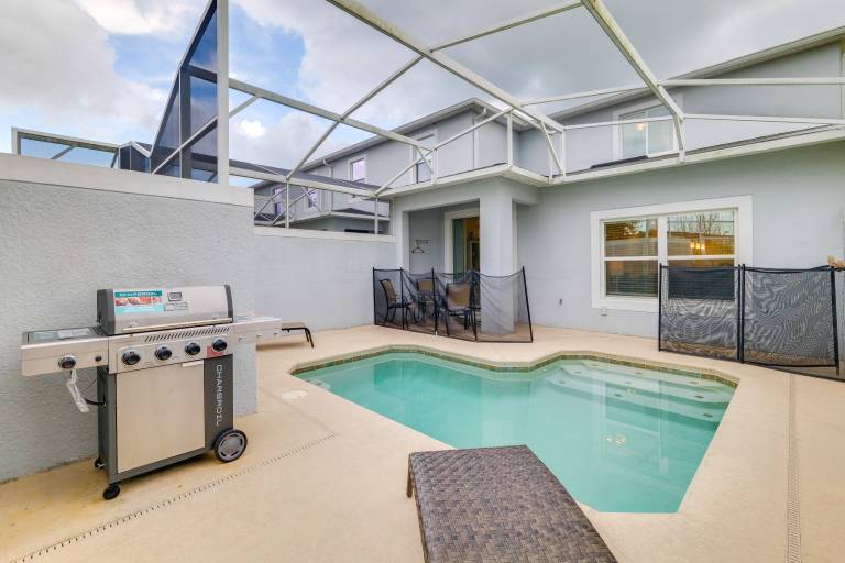 Pet Friendly! Townhome w/ Pool in ChampionsGate in Cham