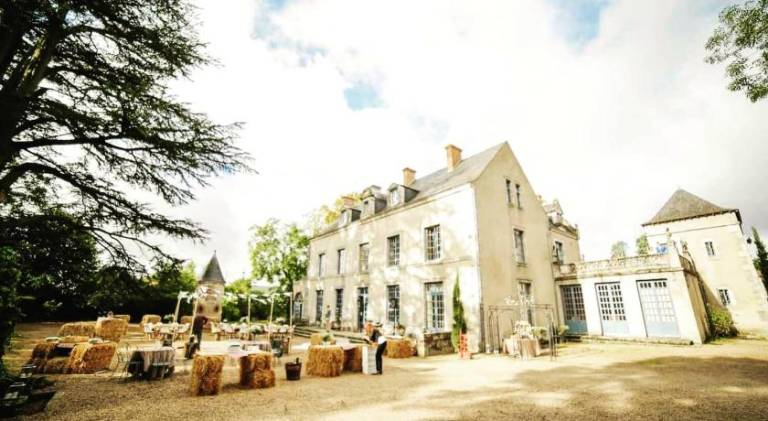 Vacation home with pool in Beaugency