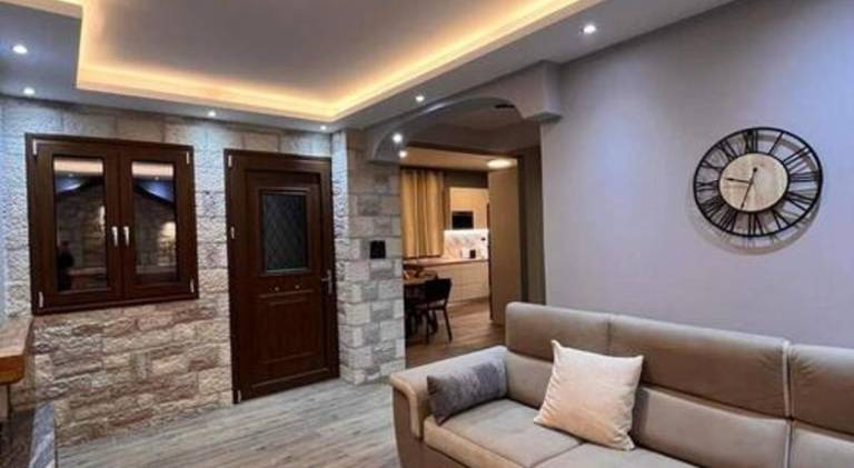 Vacation home with terrace & garden in Kefalonia