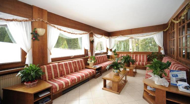 Hotel Bucaneve — photo 3