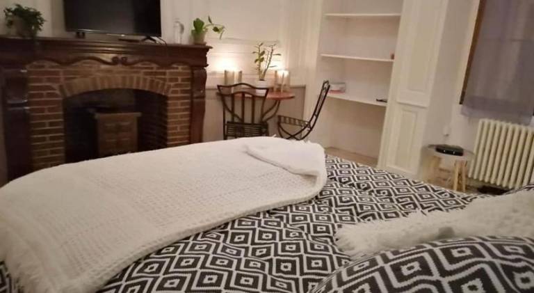 Holiday apartment with terrace in Reims