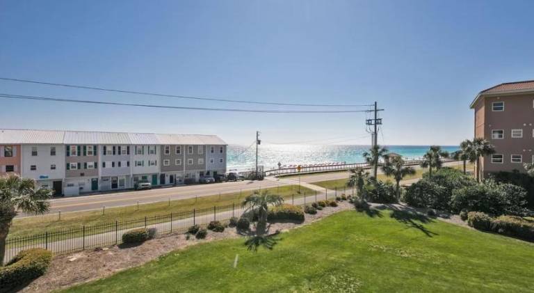 Apartment with 2 rooms for 6 persons in Miramar Beach, FL