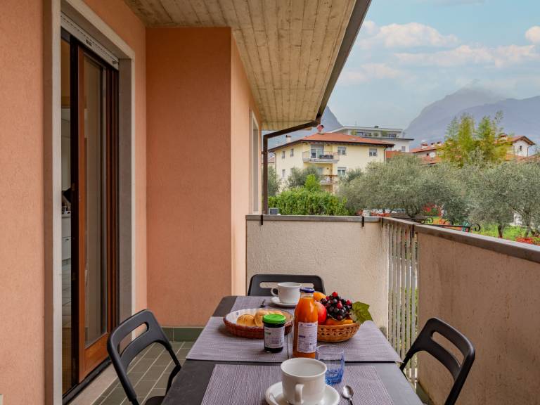 Fully equipped charming apartment with terrace & garden | Mountain view | Dogs allowed — photo 5