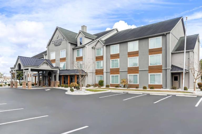 Country Inn & Suites by Radisson, Savannah I-95 North, GA — photo 4