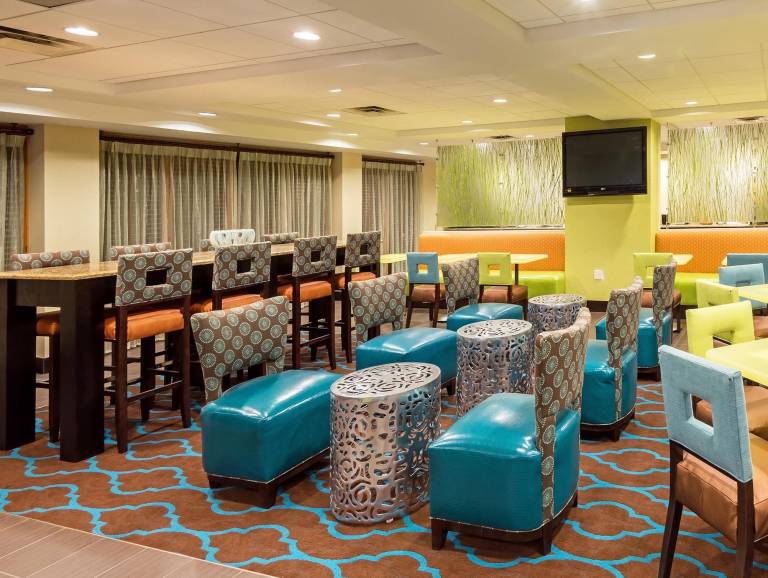Comfort Inn & Suites Tampa North I-75 in Tampa, FL