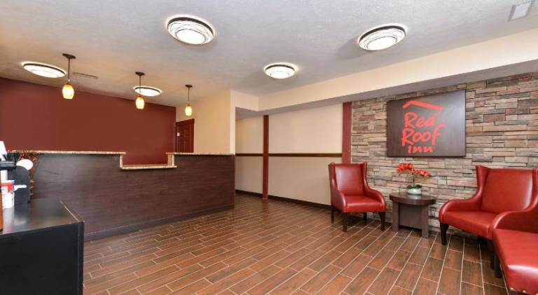 Red Roof Inn Marietta — photo 2