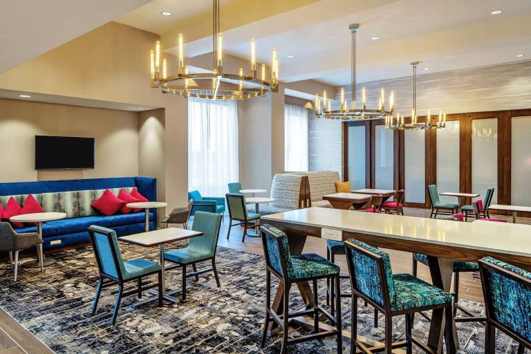 Hampton Inn & Suites by Hilton Raleigh Midtown — photo 4