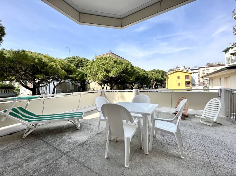Pleasant rental apartment with patio | Next to the beach | Pet-friendly — photo 2