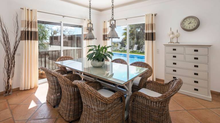 House with grill, private pool & patio | Pool view — photo 4