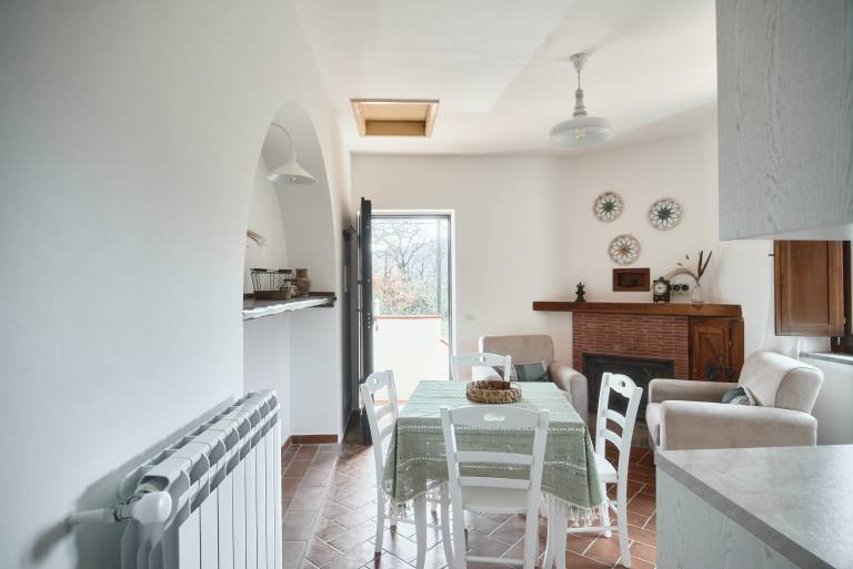 Agriturismo Li Guira – Natura, uliveti ed esperienze autentiche nel Cilento: Il Nido: Ritiro per due nel cuore del Cilento. Camino antico, cucina privata e natura selvaggia per la tua fuga dal caos — photo 4