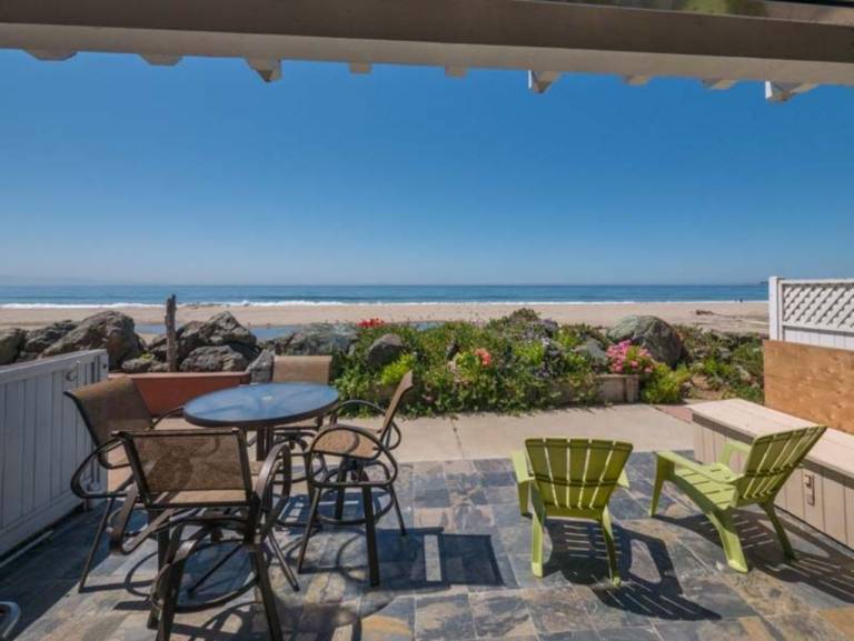Your beachfront vacation home in California’s Rio del Mar - HomeToGo