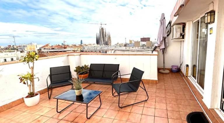 Holiday apartment | Next to Sagrada Família | Pets are welcome — photo 4