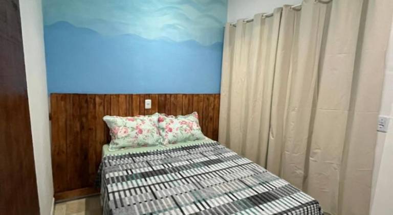 Holiday apartment with yard — photo 3